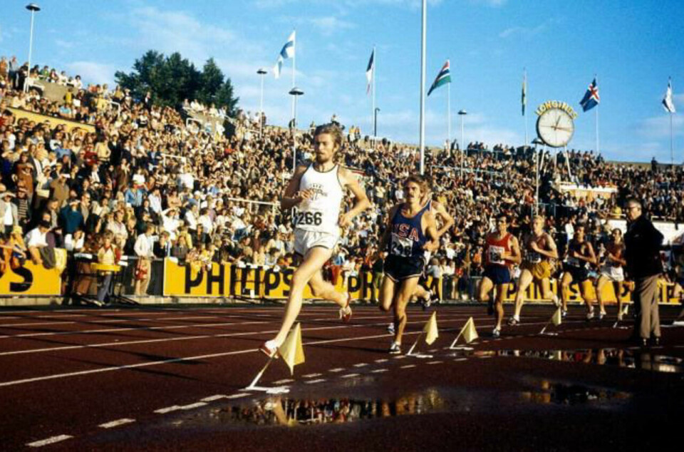 Arne Kvalheim snakket høyt og backet uttalelsene med beina Arne-Kvalheim-og-Steve-Prefontaine-Bislett-1972-foto-Jan-Hemsviks-private-samling.jpg