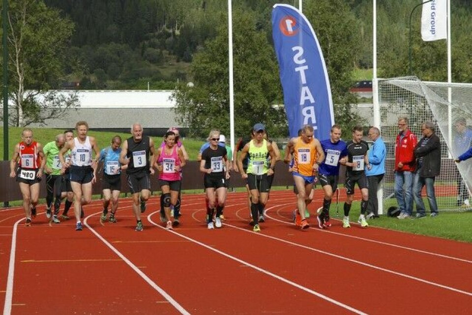 Nordvest Maraton gikk lørdag i ny naturskjønn trasé Maraton_start