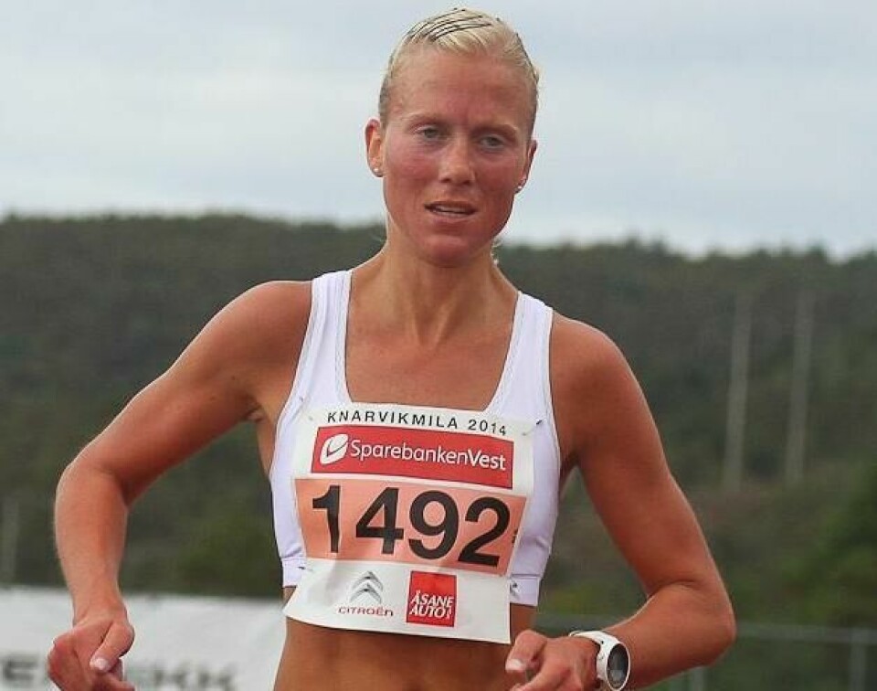 Knarvikmila 10 km: Marthe K. Myhre doblet og vant igjen Knarvik_5KM 2014-3530_cropped_632x568_cropped_629x495