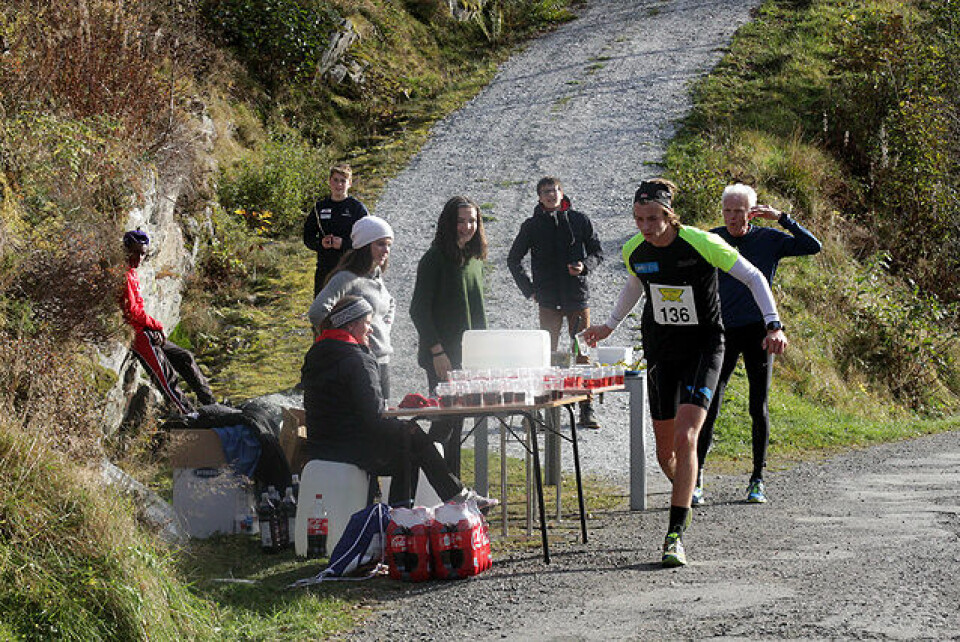 God stemning rundt Brakvatn på Osterøy i finværet IMG_5698.jpg