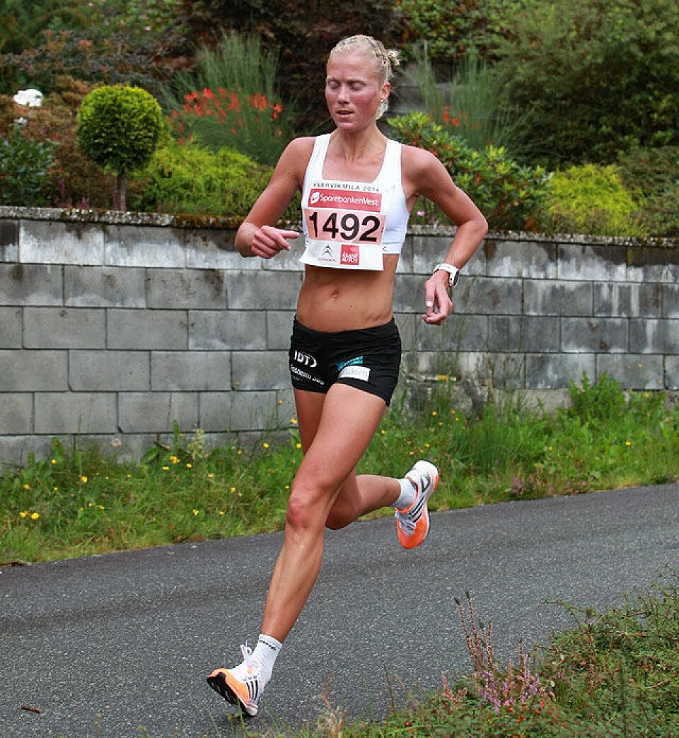 Knarvikmila 10 km: Marthe K. Myhre doblet og vant igjen 10km-Marthe_Katrine_Myhre_5km_A20G2142.jpg
