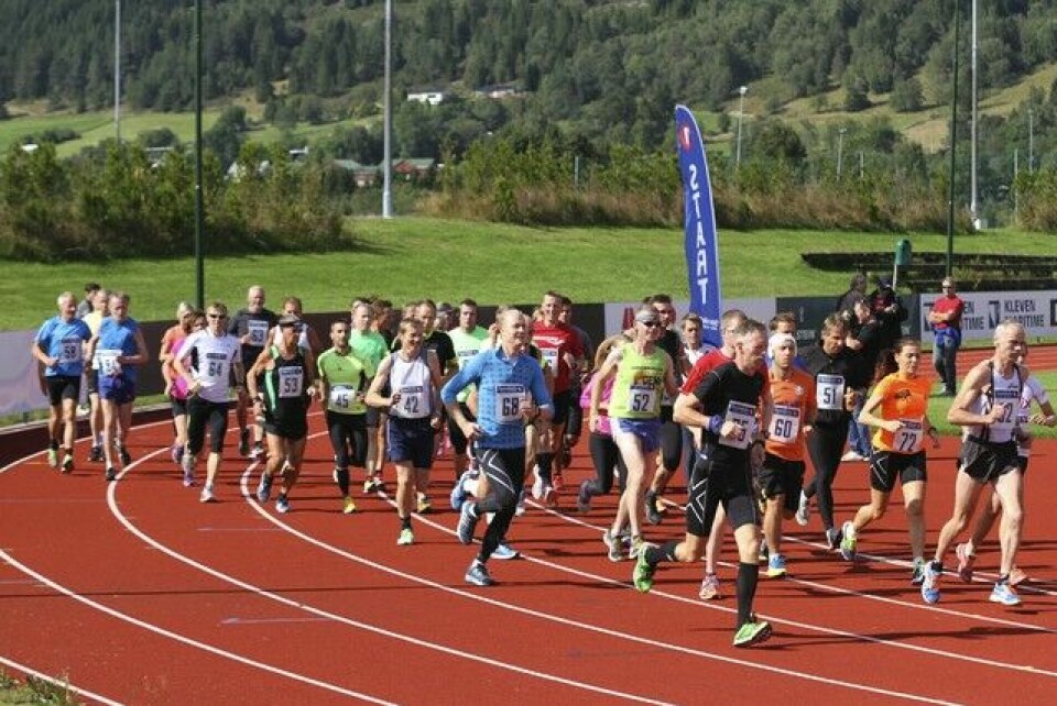 Nordvest Maraton gikk lørdag i ny naturskjønn trasé Halv_Start