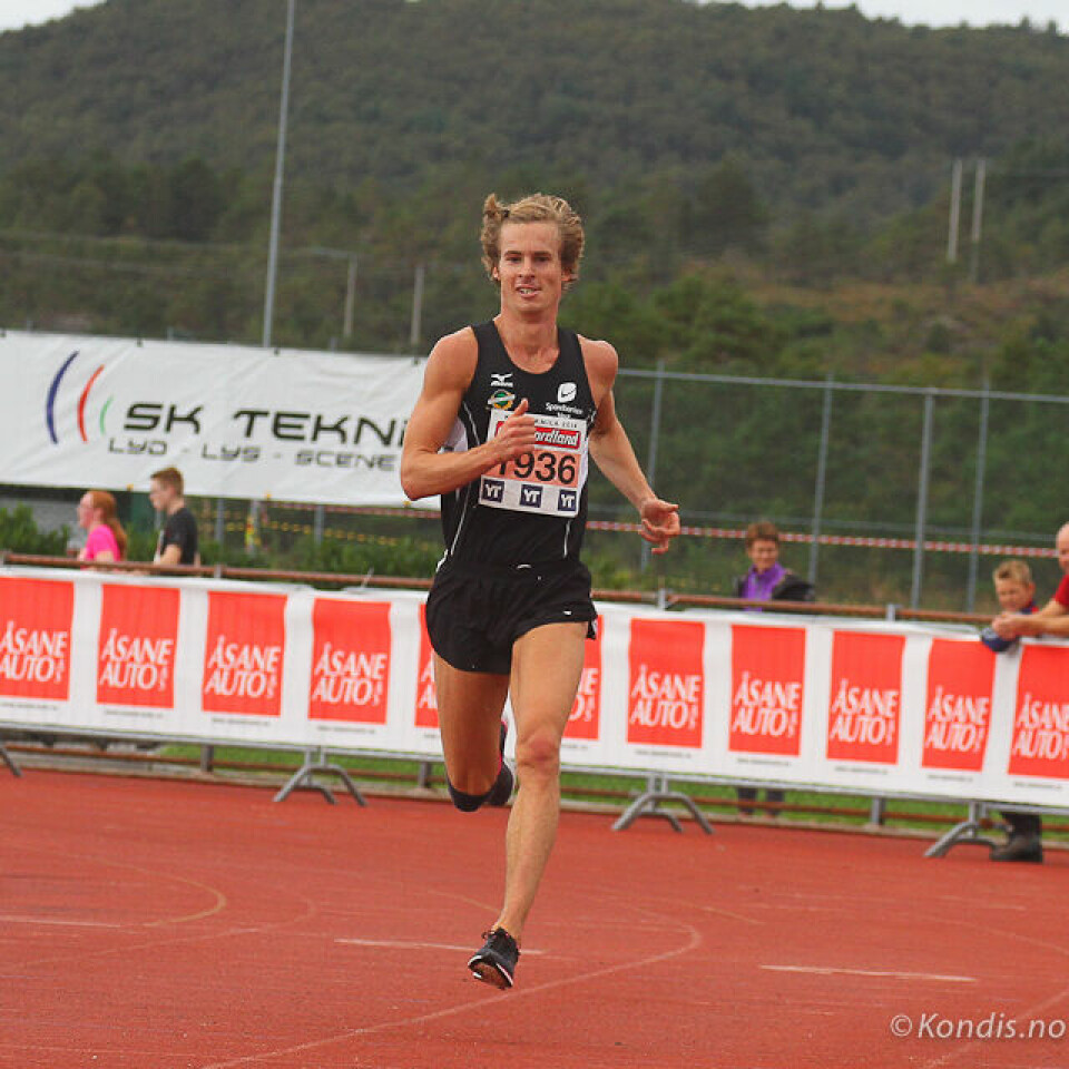 Knarvikmila 10 km: Marthe K. Myhre doblet og vant igjen Knarvik_10KM 2014_Hovlandsdal-3439.jpg