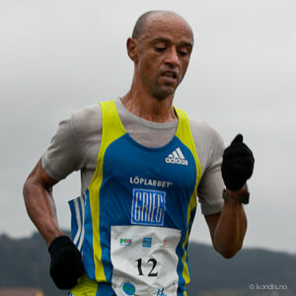 Ny løyperekord i Bergen maraton IMG_3790 Alemayehu- 300x300