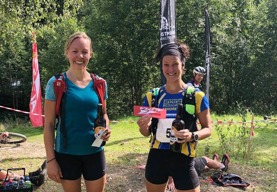Hanne Kristiansen (til høyre) var først i mål av kvinnene med Guro Langødegård Hoel på en klar andreplass. (Foto: arrangøren) Hanne Kristiansen (til høyre) var først i mål av kvinnene med Guro Langødegård Hoel på en klar andreplass. (Foto: arrangøren)