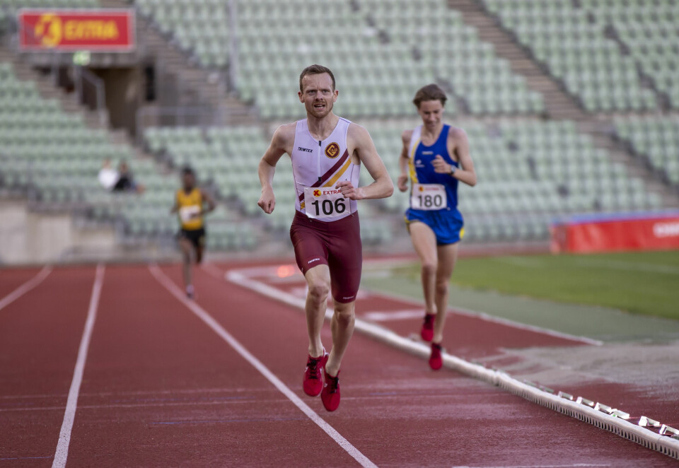 Adele Henriksen og Jack Rowe tok seieren på 5000-meteren på Bislett Bjornar Lillefosse.jpg