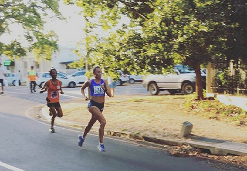 Måkestad Bovim med 34.47 på 10 km til tross for kollaps Ingvill_Maakestad_Bovim.jpg