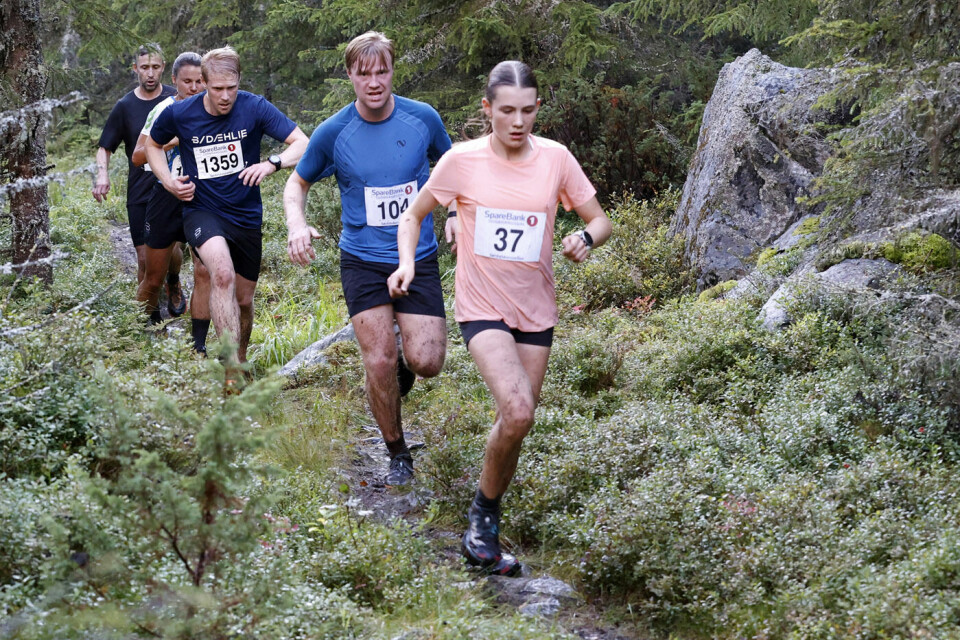 Lars Berger og Karoline Erdal raskest i vått og krevende Flømyrløp 06 _I6A1164.jpg