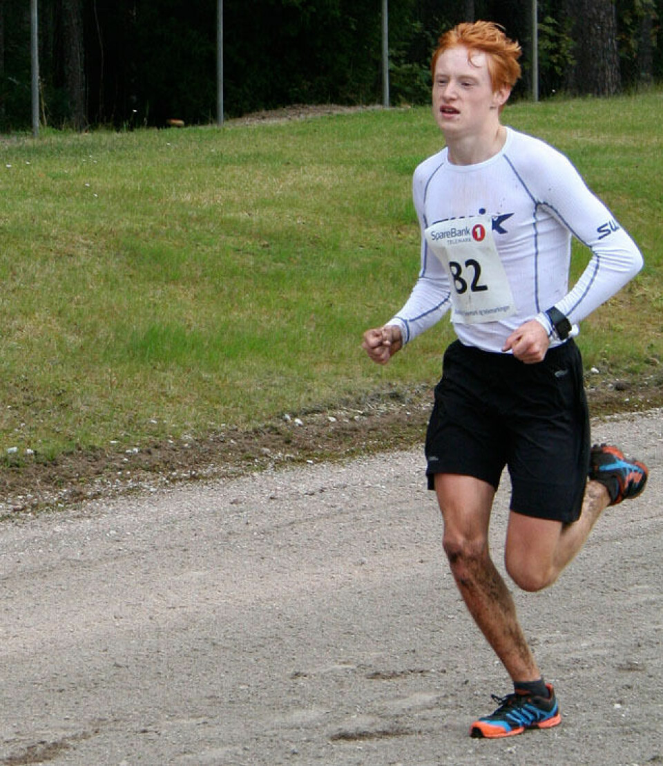 Sindre Aarrestad Berg og Turi Malme vant Svanstul Fjelløp Sindre_Arrestad_Berg_mot_maal.jpg