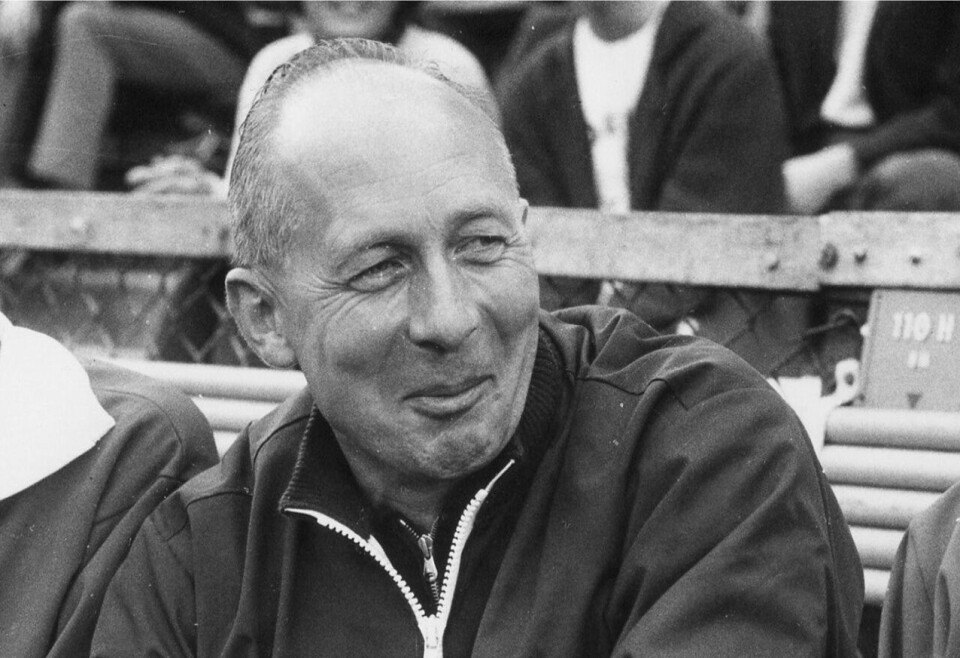 Arne Nytrø var forbundstrener i Norge i 32 år, fra 1946 til 1978, men hans virke for friidretten omfattet mye mer enn det. (Foto: fra Jan Hemsviks private samling) Arne Nytrø var forbundstrener i Norge i 32 år, fra 1946 til 1978, men hans virke for friidretten omfattet mye mer enn det. (Foto: fra Jan Hemsviks private samling)