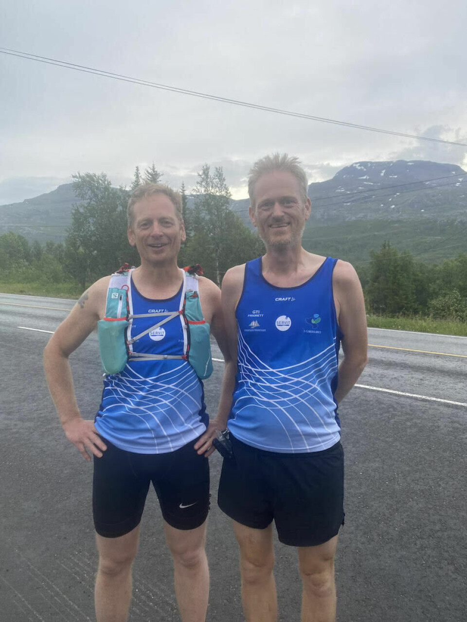 Simen Holvik har unnagjort én tredjedel av Norge på langs! Simen_og_Roy.jpg