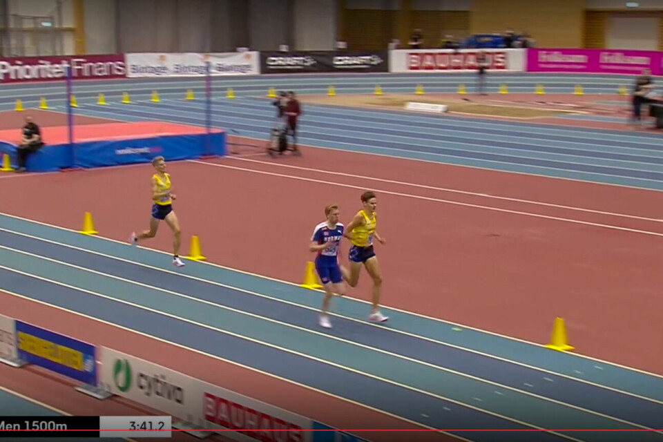 Mats Hauge ble nordisk mester på 1500 meter Mats_Hauge_spurtbeseirer svenskene_1500m.jpg