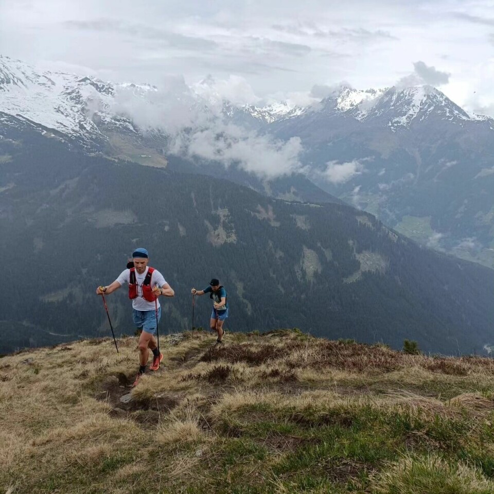 Trio med tro på gode resultater etter samling i Innsbruck før VM terrengultra Staver oppover.jpg