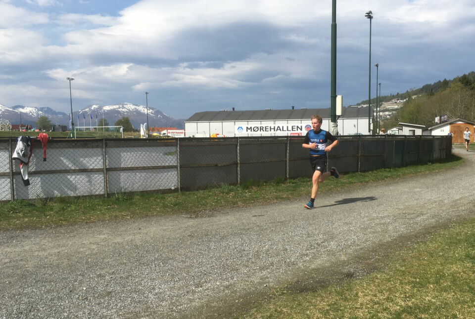Ingrid Festø og Bjørn Ole Vassbotn raskest rundt Rotevatnet Foto_Elin Burås Sylte3.jpg