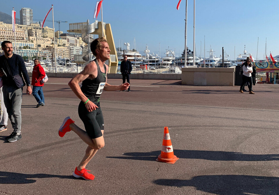 Sondre Nordstad Moen spurter inn til norsk rekord på 5 km i Monaco. (Foto: Mikkel Gisle Johnsen) Sondre Nordstad Moen spurter inn til norsk rekord på 5 km i Monaco. (Foto: Mikkel Gisle Johnsen)
