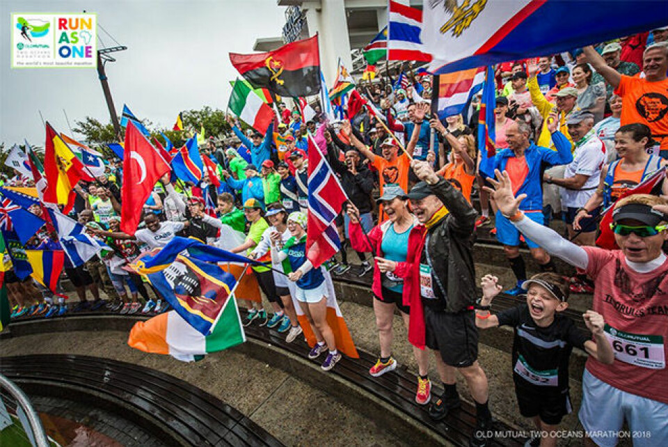 8 norske deltok i Two Oceans Marathon i Sør-Afrika Two_Oceans_Marathon_tilskuere.jpg