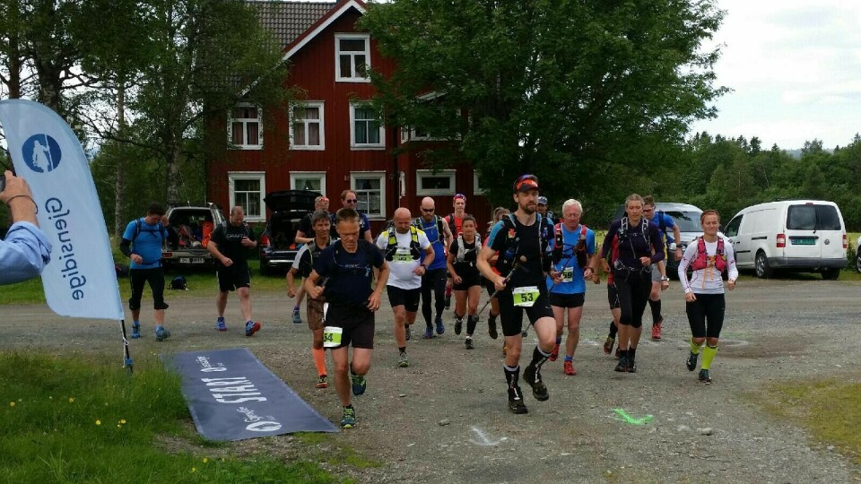 Morten Auset vant Meråker Mountain Challenge i år som i fjor Maraton_start.jpg