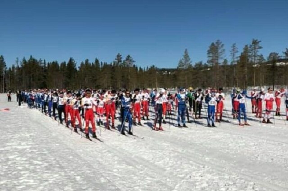 Tette oppgjør i det raske Munksjørennet i Trysil Start_Munksjoen.jpg