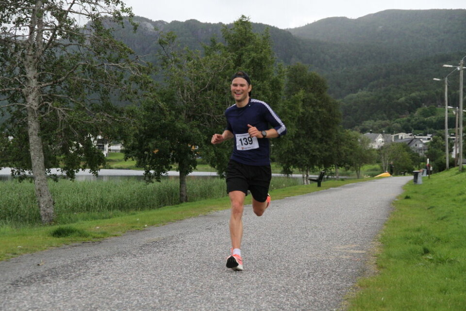 Lasse Aleksander Finstad satte ny løyperekord på 5 km i Ålesund 10km_Hans_Jakob_Hunnes