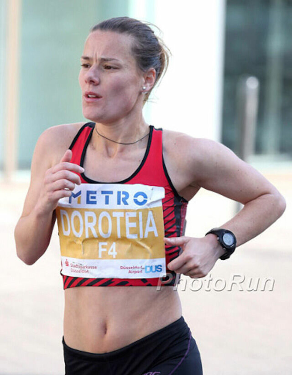 Sterk maratonløping av Falch og Gebretsadik i Düsseldorf Peixoto_Doroteia-Dusseldorf17_foto_sailer_photorun_net.jpg