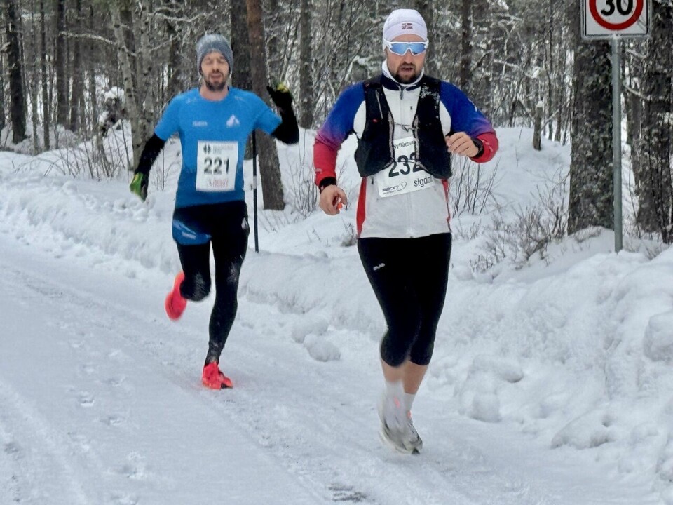 151 løpere fullførte Nyttårsmaraton på vanskelig føre Maraton_vending_tet