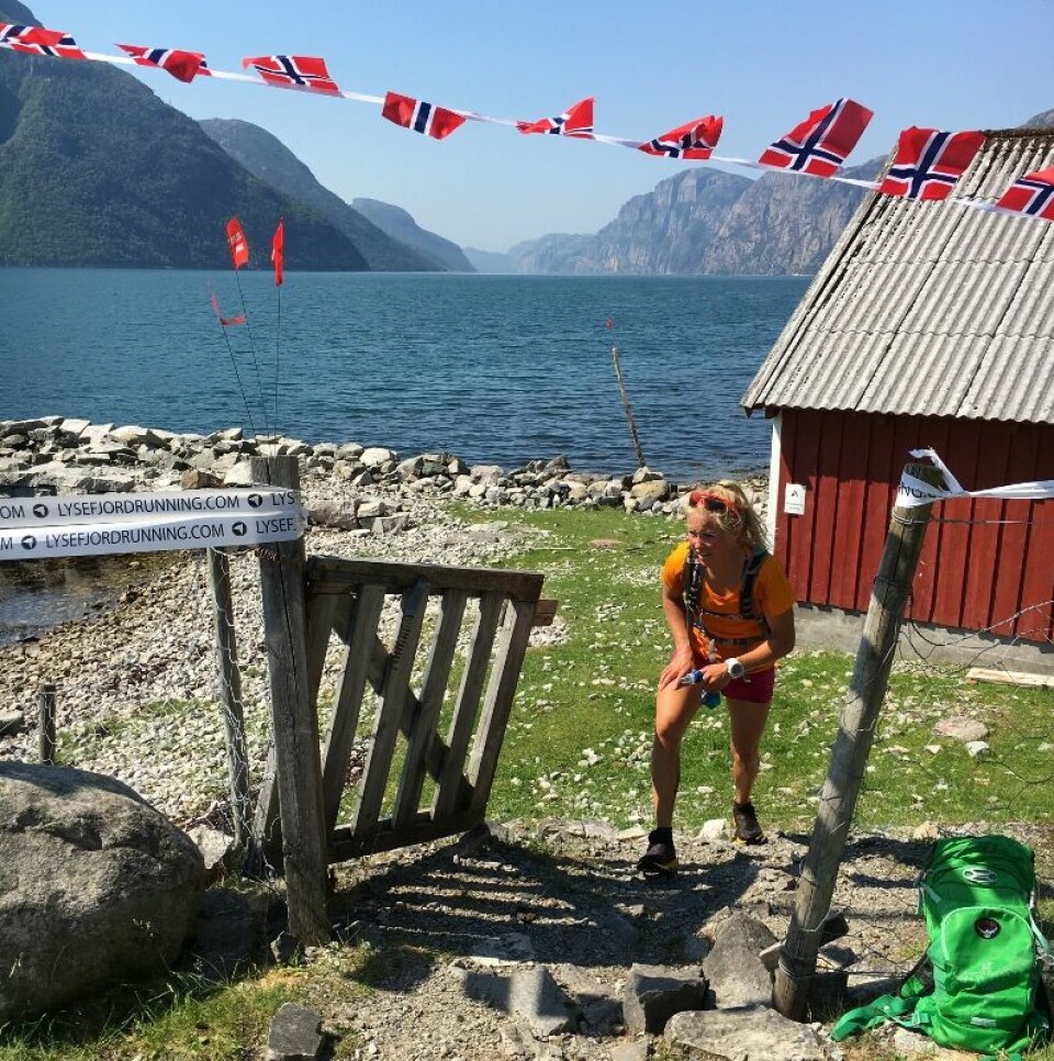 Ørjan Ravndal og Elisabeth Hildenes vant Lysefjorden Inn IMG_4360 (796x800).jpg