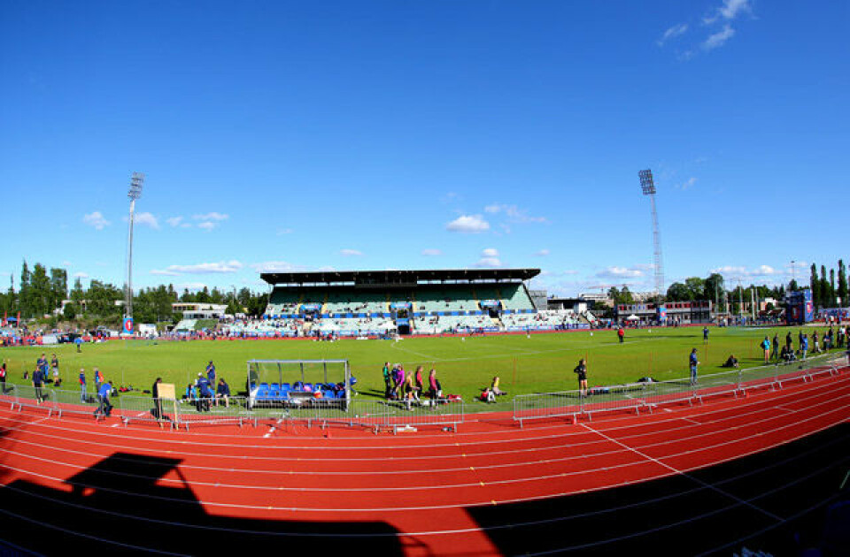 Jakob Ingebrigtsen vant og satte aldersrekord på 3000 m i Tyrvinglekene Nadderud-stadion_640.jpg