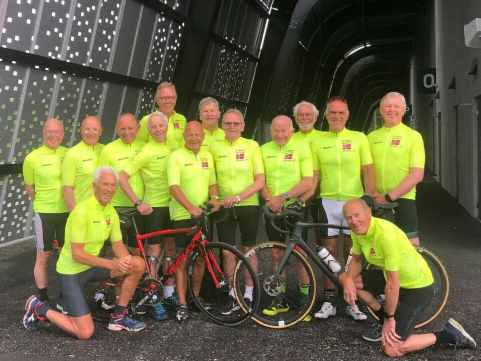 De 14 deltakere på årets eventyr har et aldersspenn fra yngstemann på 62 til eldstemann på 79 år. (Foto: Sr. Bikers on tour) De 14 deltakere på årets eventyr har et aldersspenn fra yngstemann på 62 til eldstemann på 79 år. (Foto: Sr. Bikers on tour)