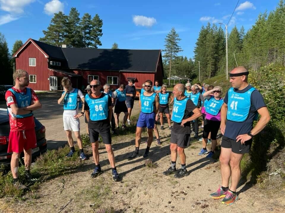 Klare til årets siste start på Velta i Åsnes. (Foto: Gunn Helen Kjensmo) Klare til årets siste start på Velta i Åsnes. (Foto: Gunn Helen Kjensmo)