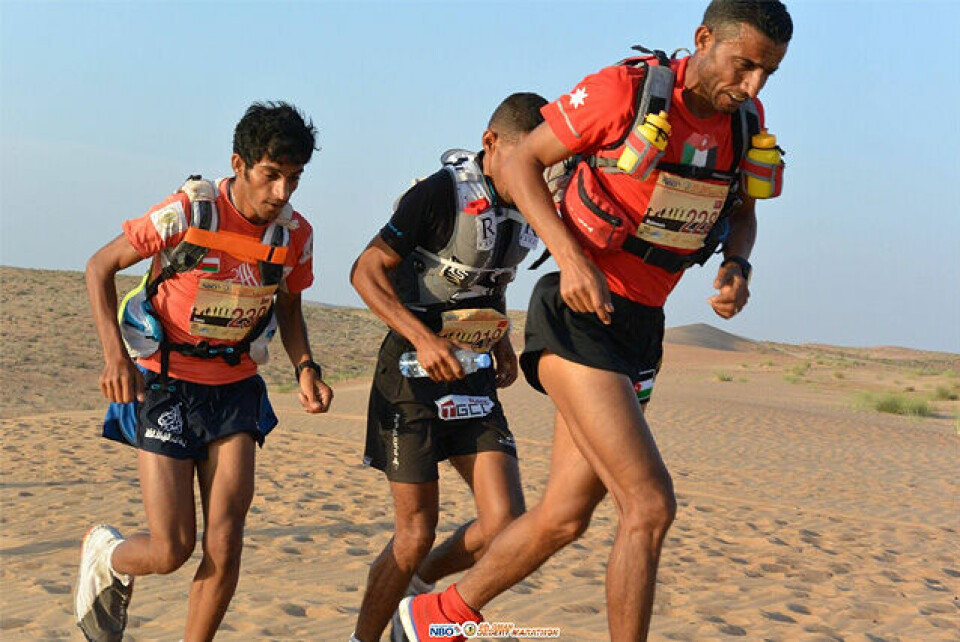 Sjetteplass sammenlagt for Sondre Amdahl i Oman Desert Marathon Tetfeltet.jpg