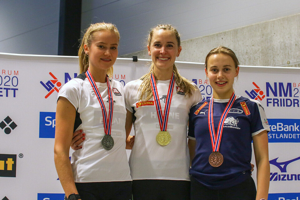 Premiepallen 800 meter: Malin Edland, Hedda Hynne og Sigrid Bjørnsdatter Wahlberg Premiepallen 800 meter: Malin Edland, Hedda Hynne og Sigrid Bjørnsdatter Wahlberg