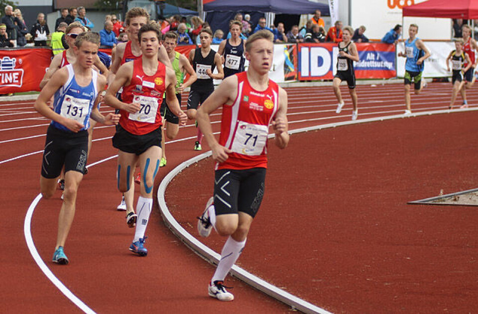 UM 2015 - Jakob Ingebrigtsen med verdensrekord på 2000 m UM2K_G15_feltet2.jpg