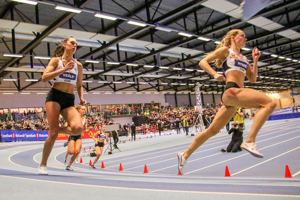 Hedda Hynne tok et suverent NM-gull på 800 m 3J6A5010.jpg