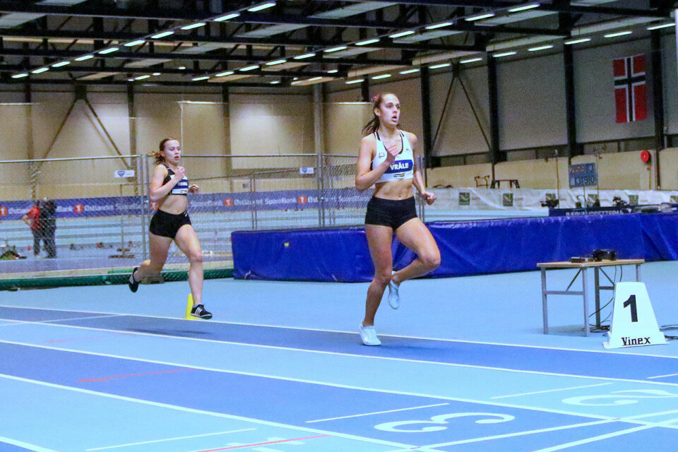 Hedda Hynne tok et suverent NM-gull på 800 m 3J6A5050.jpg
