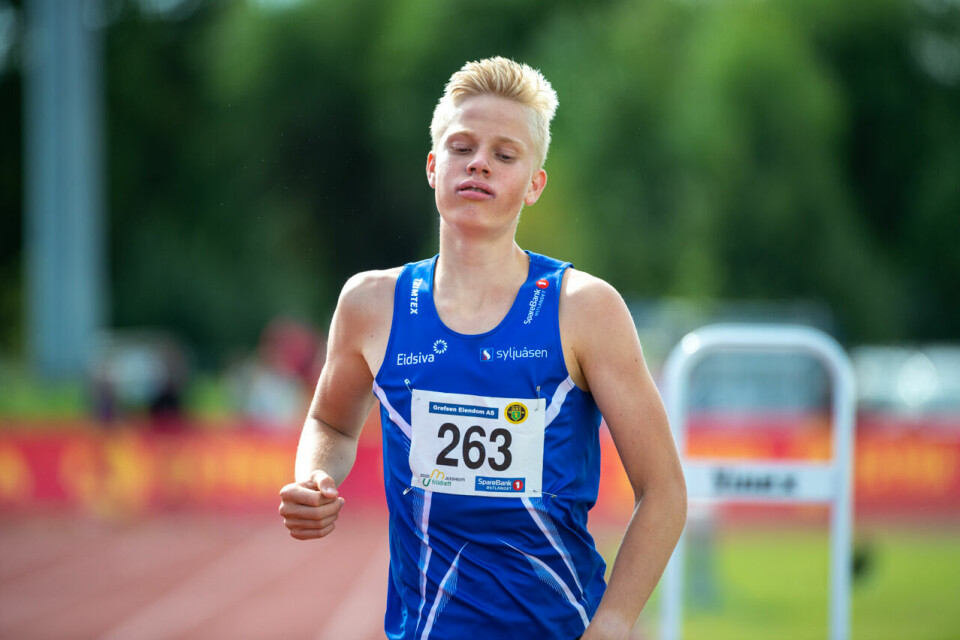 UM 2020: Ingeborg Østgård (J17) og Ole Jakob Høsteland Solbu (G17) vant 800 meter G17_800m_Heat4_Andreas Grimerud (263)_Mål_DSC0194.jpg