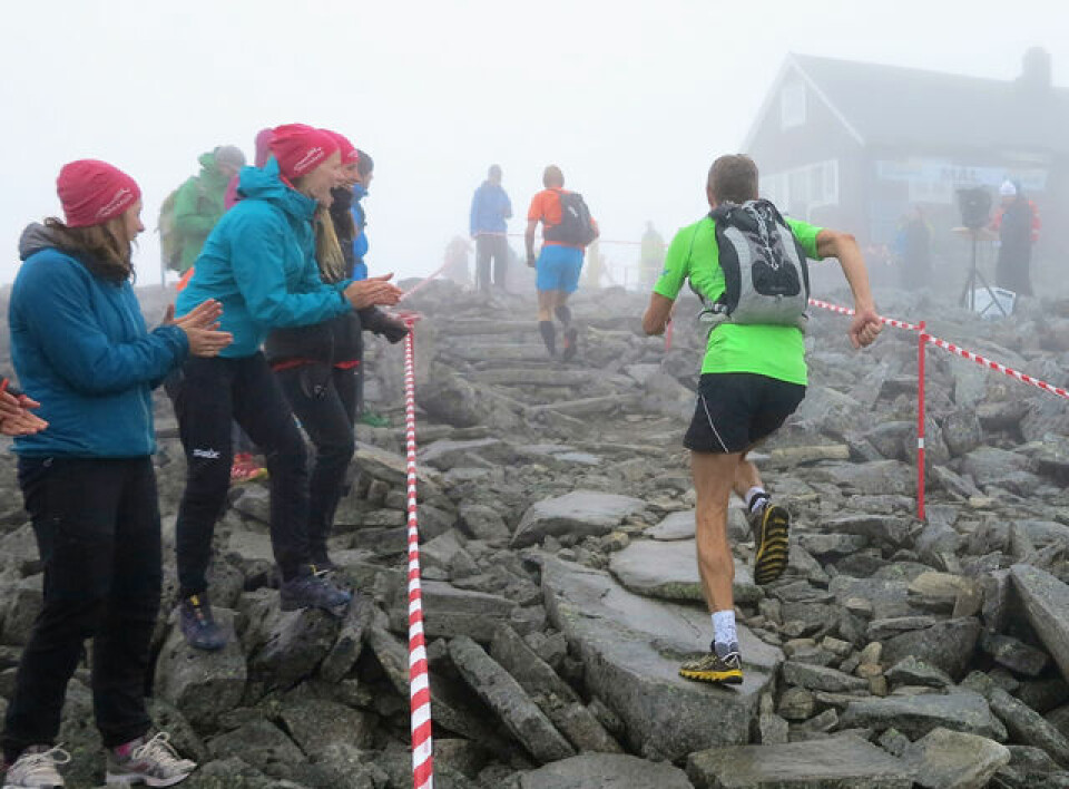 Annie Bersagel og Joel Dyrhovden vann Fanaråken Opp 640_PerOve_Spurt_FotoChrPr.jpg