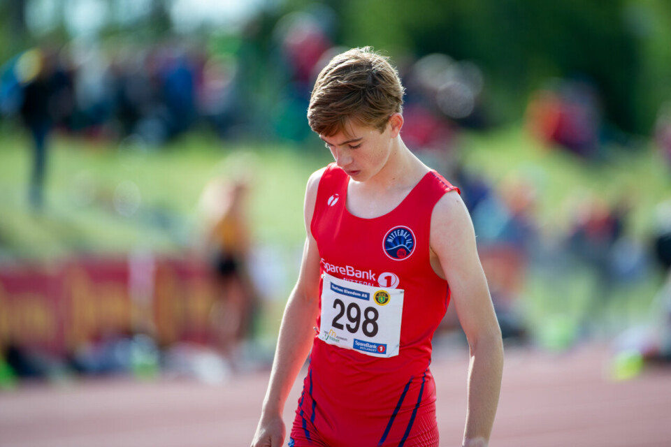 UM 2020: Ingeborg Østgård (J17) og Ole Jakob Høsteland Solbu (G17) vant 800 meter G17_800m_Heat3_Trym Fjøsne-Hexeberg (298)_DSC0139.jpg