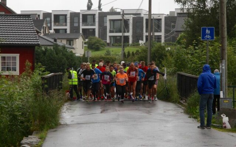 Andreas Vangsnes og Amanda Tenfjord vant 5 km i Ålesund Start1