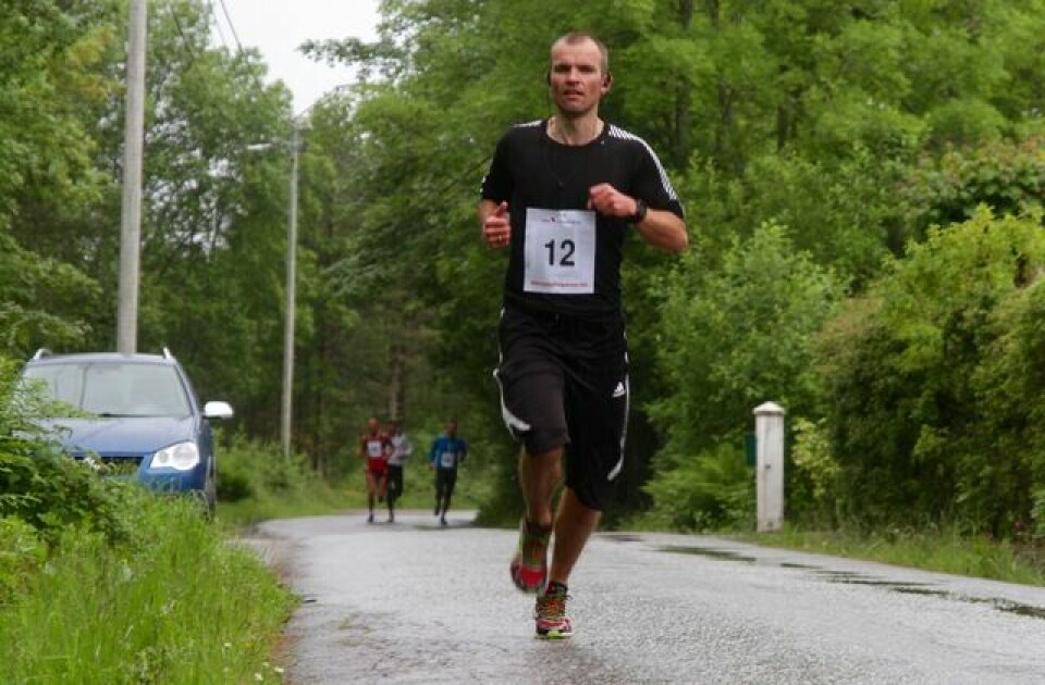 Andreas Vangsnes og Amanda Tenfjord vant 5 km i Ålesund Karl_Idar_Vik_1km