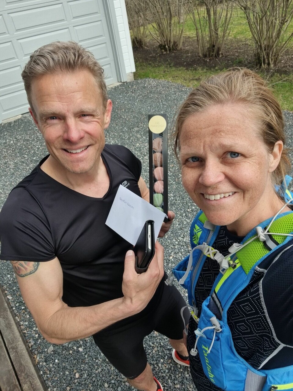 Fornøyde deltakere i Forest Runs urban edition i Elverum Vinnererne Team LundMoen.jpg