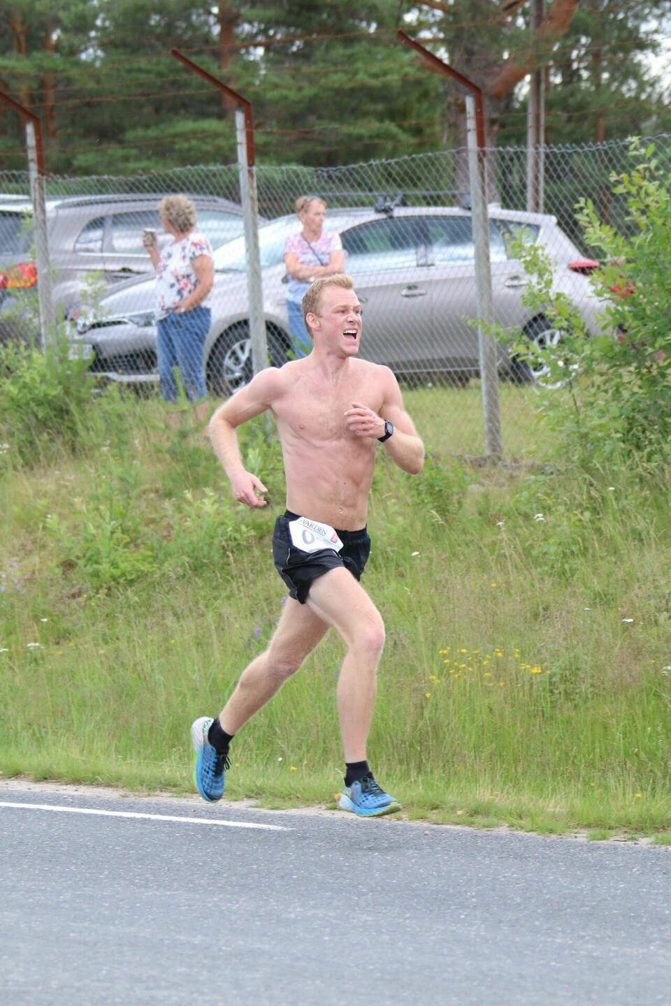 Deltakerrekord i nyere tid i Risberget Rundt Torstein_Vestli_mot_maal.jpg