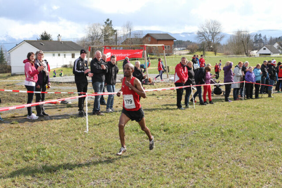 Praktfullt terreng-NM i Strandebarm.