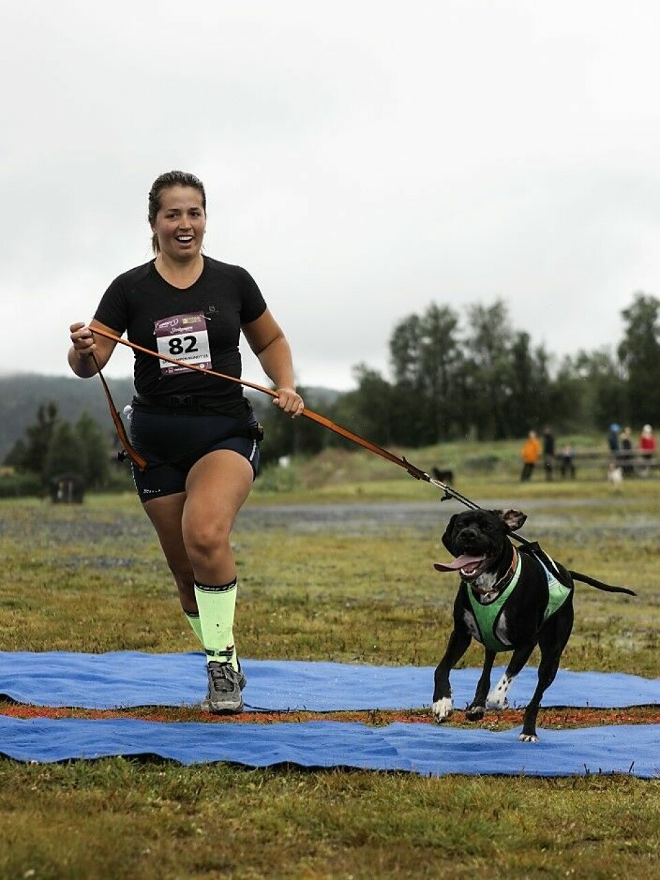 Skeikampen rundt både med og uten hund Linda Ytr¢y med hund.jpg
