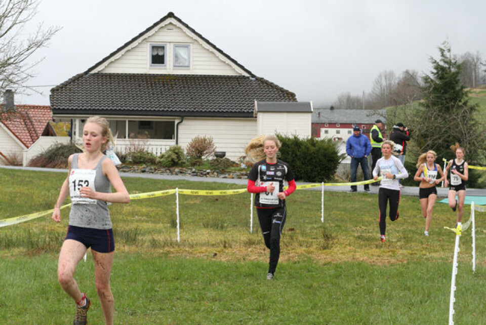 Praktfullt terreng-NM i Strandebarm.