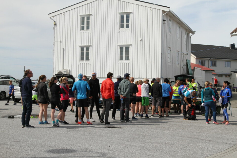 Ebrahim Abdulaziz vant Smøla halvmaraton på 1.08.36 Halv_koe_påmelding
