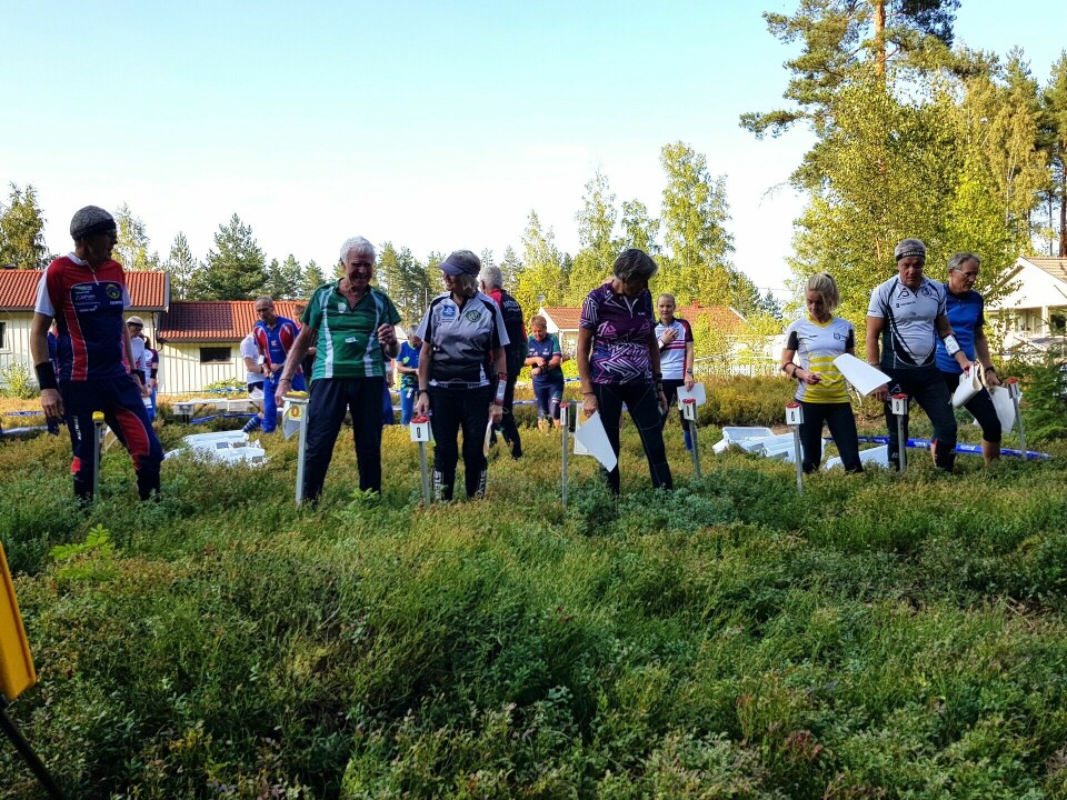 Veteranmesterskapet og Modum 2-dagers i orientering Klare til start på sprinten.jpg