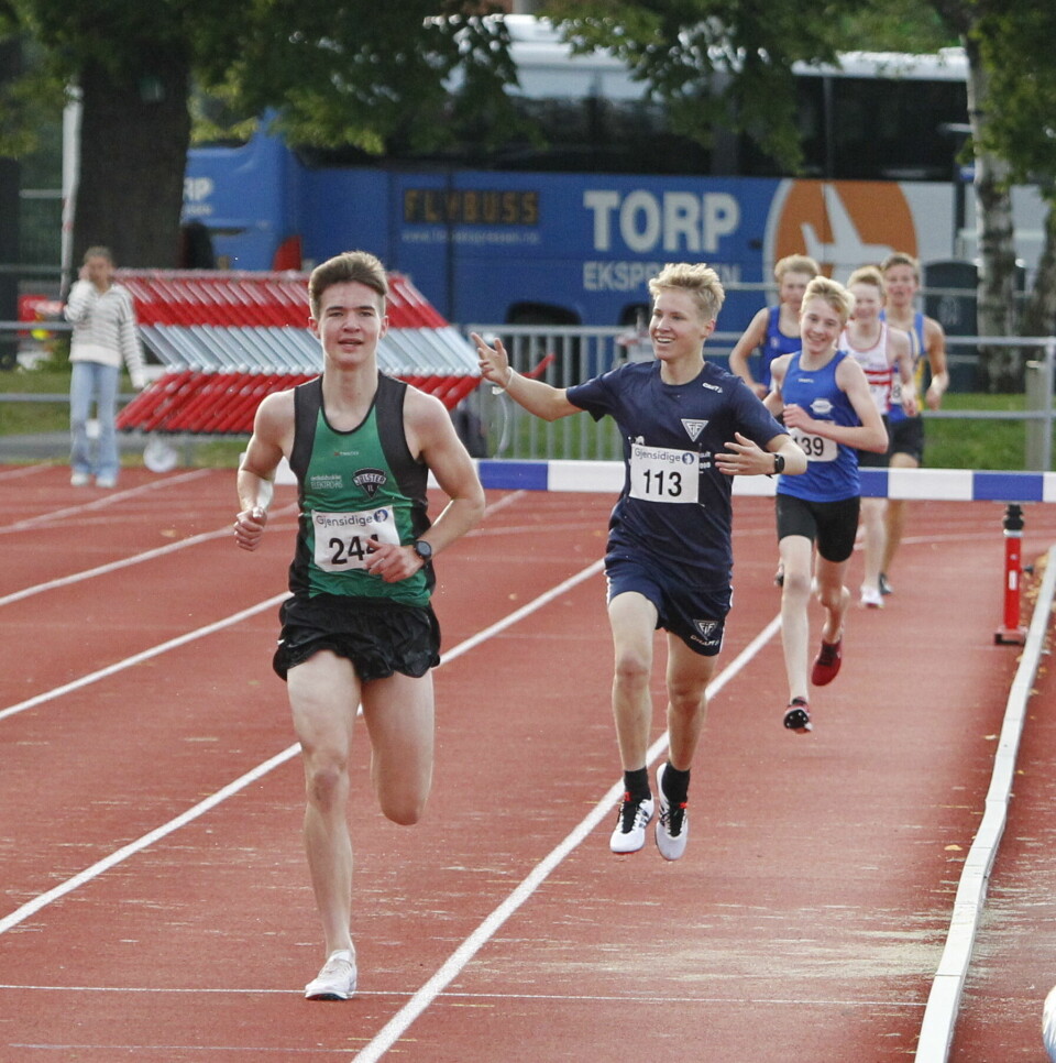 UM-gull til Åsmund Sunde Førde og Nahom Tesfalem Tewelde på 1500 m hinder 1500m Hinder Vinner 244 Åsmund Førde_H9F4069.jpg