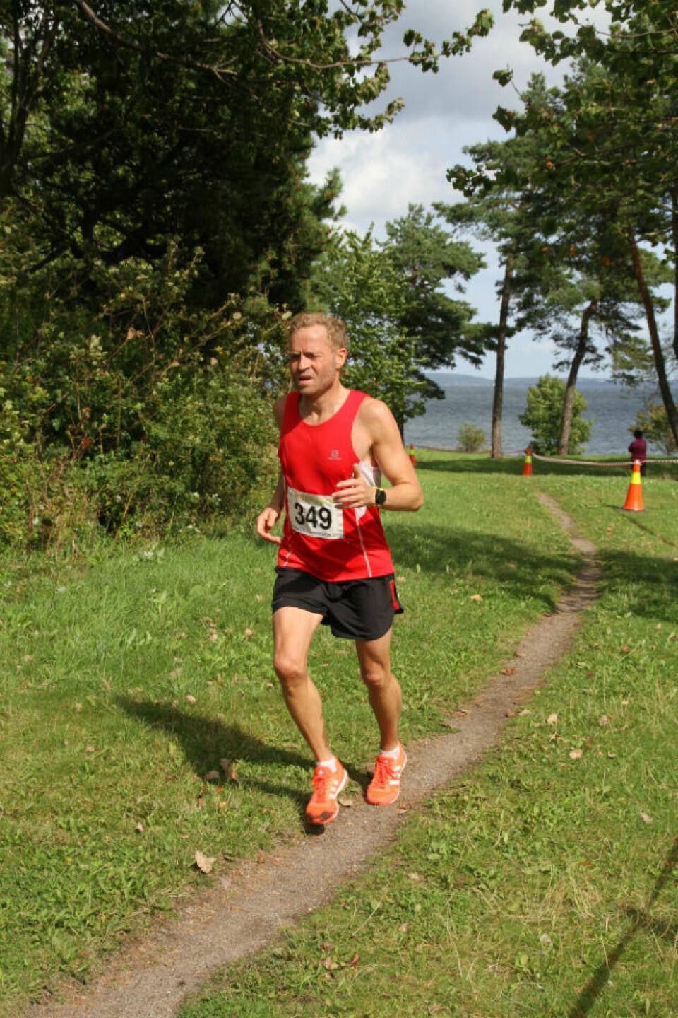 Solid ny løype- og deltagerrekord i Kystleden halvmaraton Age_Mikael_Strand.jpg