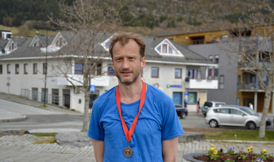 Jan Endre Rise vann den fyrste utgåva av Hareid halvmaraton. Foto: Arrangør Jan Endre Rise vann den fyrste utgåva av Hareid halvmaraton. Foto: Arrangør