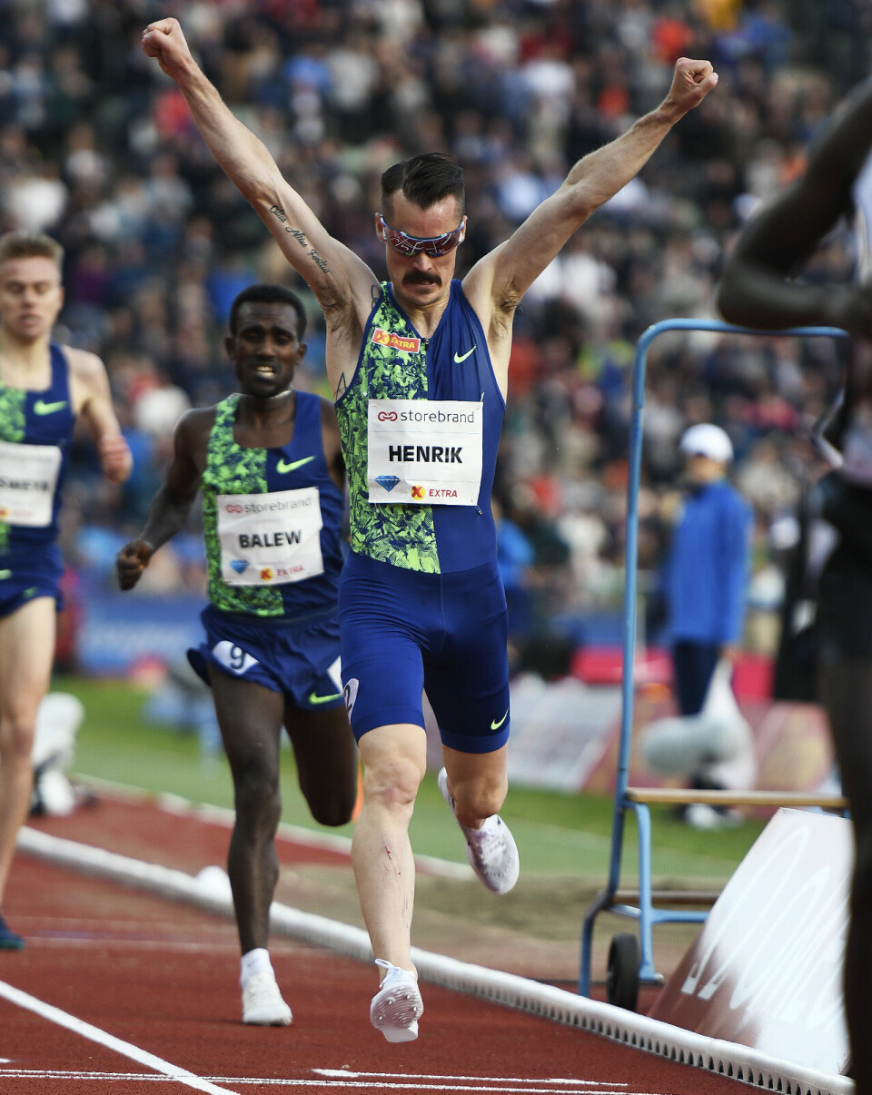 Kjempeavslutning og norsk 3000 m-rekord av Henrik Ingebrigtsen 3000m-hewnrik-maalgang_50D7846.jpg
